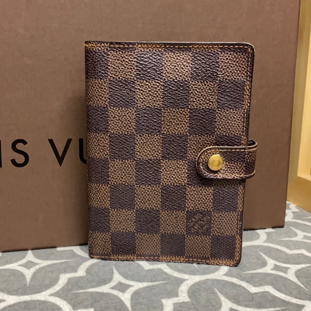Authentic Louis Vuitton Small Ring Agenda